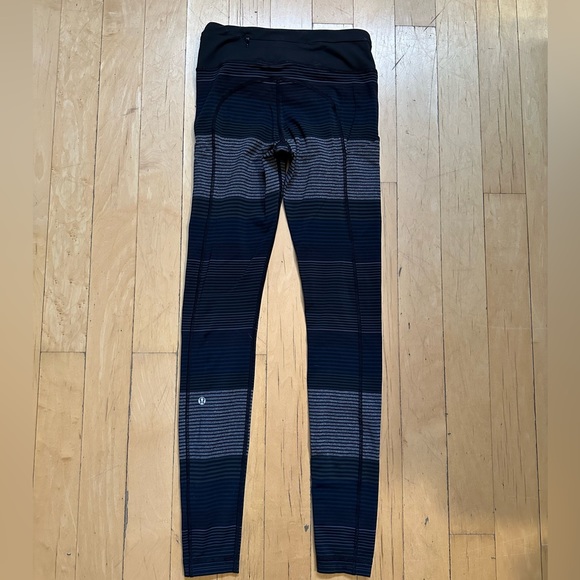 Lululemon Om stripe speed tight - size 4 - Picture 4 of 7